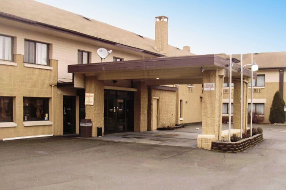 Quality Inn & Suites Binghamton Vestal Exterior foto