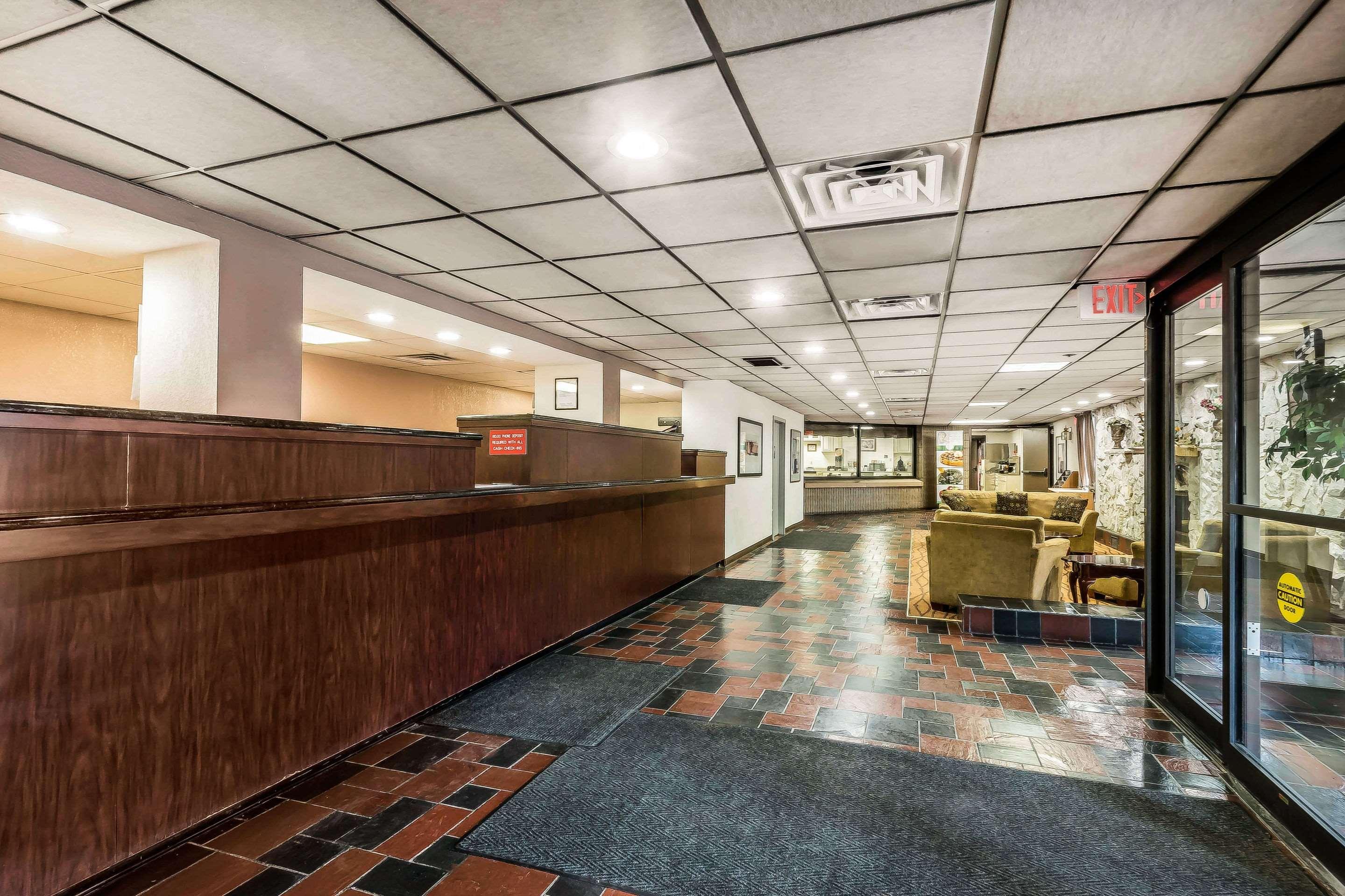 Quality Inn & Suites Binghamton Vestal Exterior foto